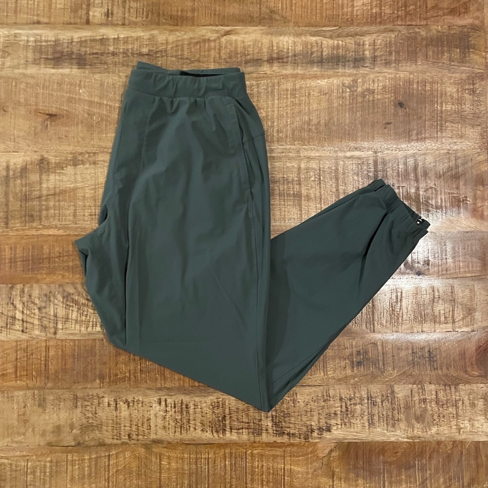 Lululemon Surge Joggers 29”